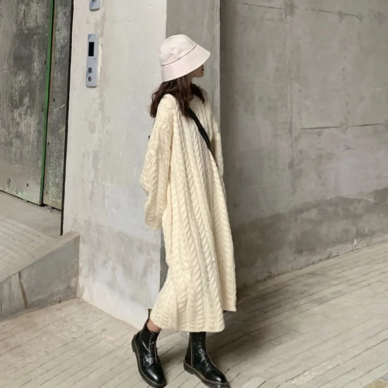 O Neck Knitted Sweater Dress Autumn Winter Elegant Loose Vintage Casual Party Solid Color Long Sleeve Knitwears Dresses L659
O Neck Knitted Sweater Dress Autumn Winter Elegant Loose Vintage Casual Party Solid Color Long Sleeve Knitwears Dresses L659