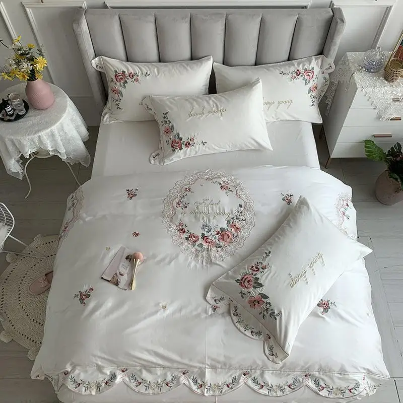 41 100% Egyptian Cotton Bedding Queen King size 4Pcs flowers pattern white Duvet Cover Bed sheet Pillow shams
41 100% Egyptian Cotton Bedding Queen King size 4Pcs flowers pattern white Duvet Cover Bed sheet Pillow shams