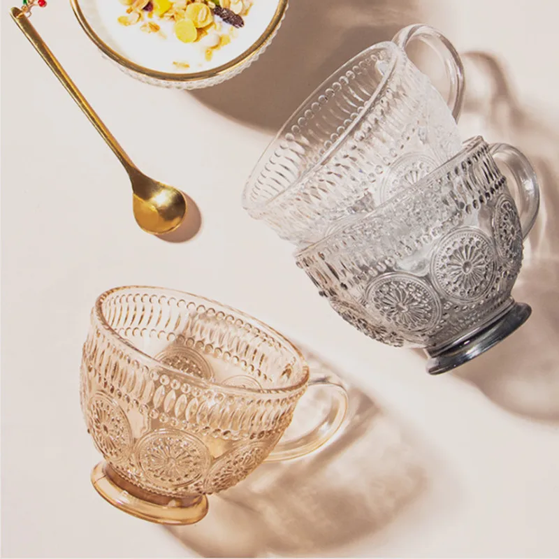 Embossed Sunflower Glass Cup Transparent Milk Breakfast Drinkware Water Cup with Handle Large-Capacity Oatmeal Mug
Embossed Sunflower Glass Cup Transparent Milk Breakfast Drinkware Water Cup with Handle Large-Capacity Oatmeal Mug