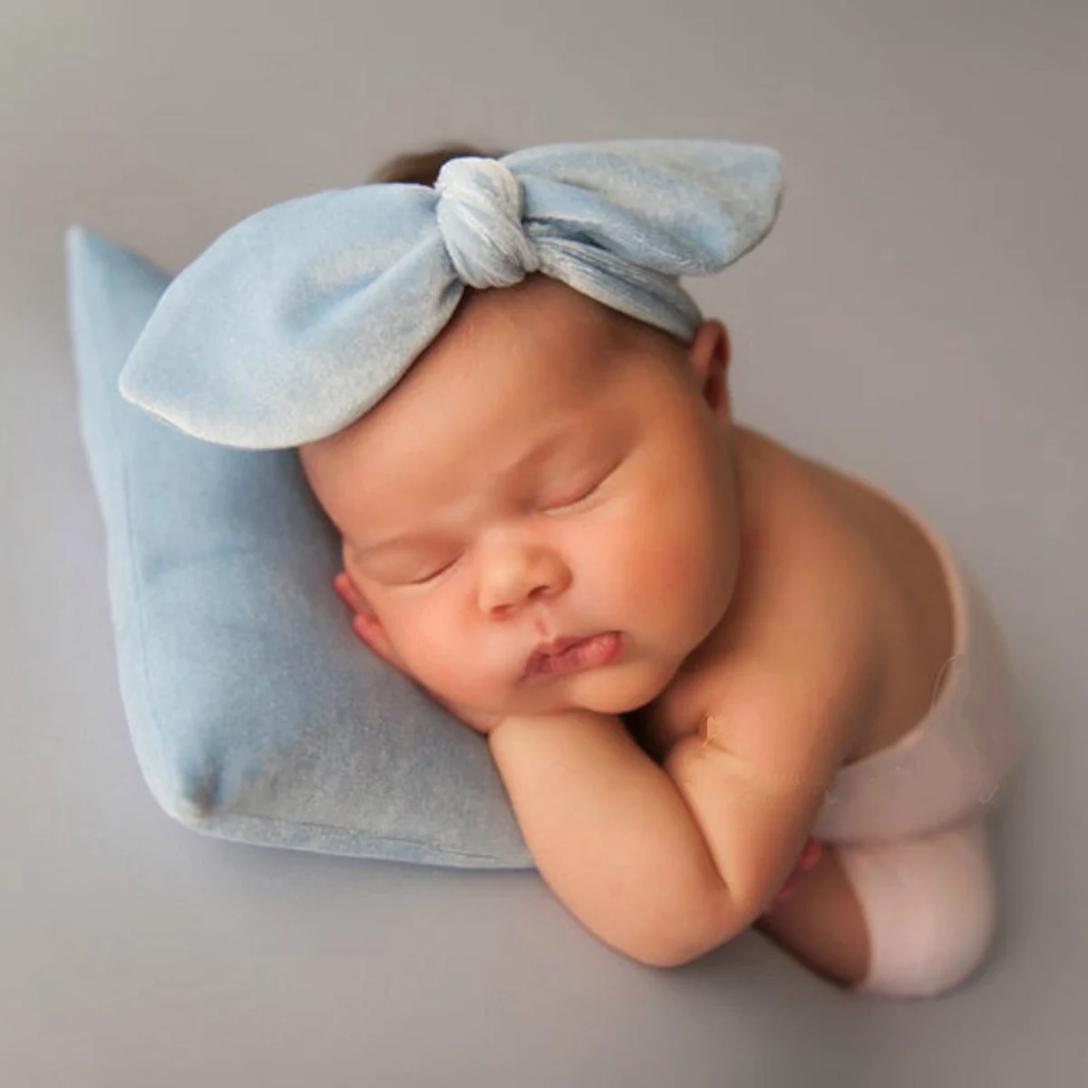 Фото Бархатная повязка на голову и подушка для новорожденных|Подушка| |