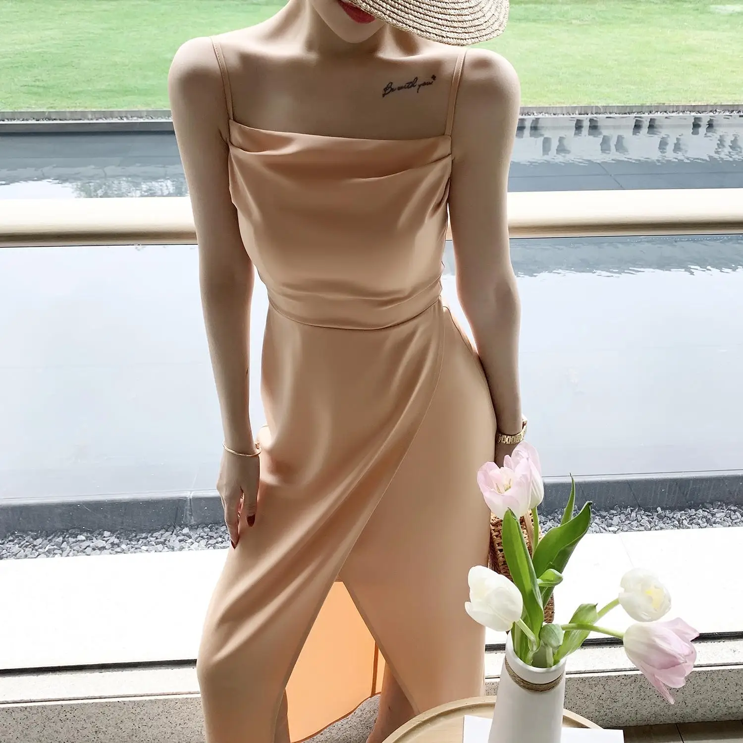 Summer Elegant Satin Split Summer Dress French Style Sleeveless Party Sexy 2022 Female Clothes Vestidos Dropshipping
Summer Elegant Satin Split Summer Dress French Style Sleeveless Party Sexy 2022 Female Clothes Vestidos Dropshipping
