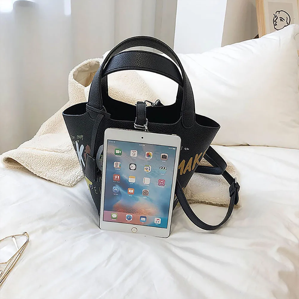 ANOKHOGI INS Cartoon Print Bucket Style Women Shoulder Bags Tassels White Letter Pattern Ladies Handbags ZX16
ANOKHOGI INS Cartoon Print Bucket Style Women Shoulder Bags Tassels White Letter Pattern Ladies Handbags ZX16