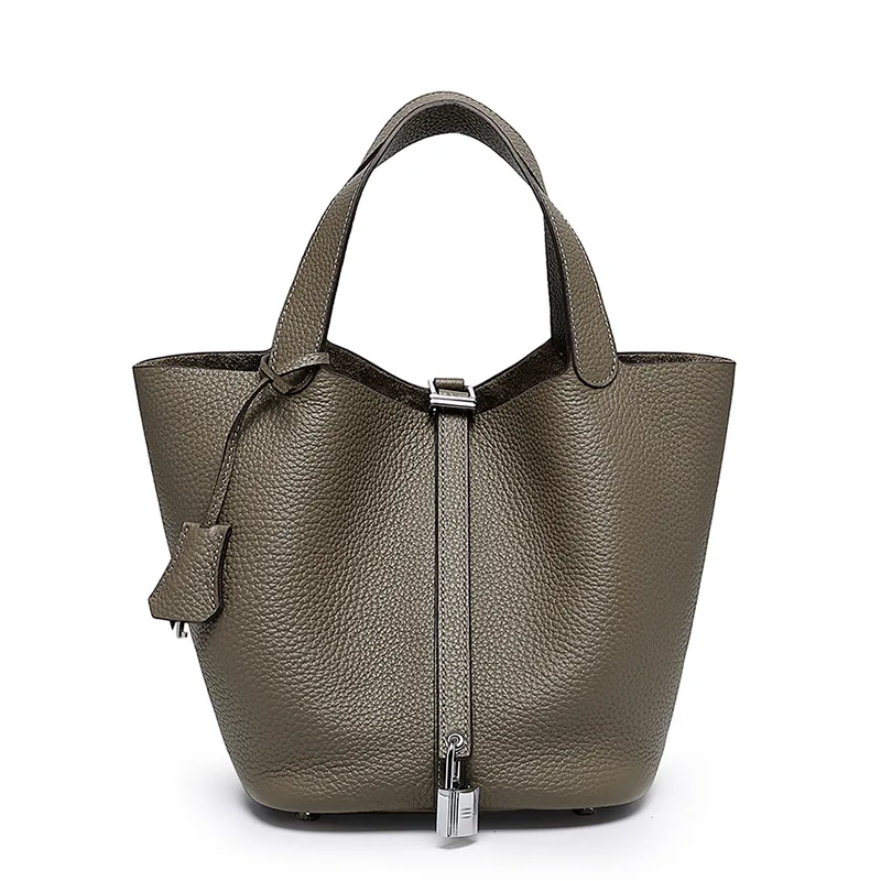 Women's bag new 2020 Korean minority litchi grain head layer cowhide vegetable basket bag leather portable bucket bag
Women's bag new 2020 Korean minority litchi grain head layer cowhide vegetable basket bag leather portable bucket bag