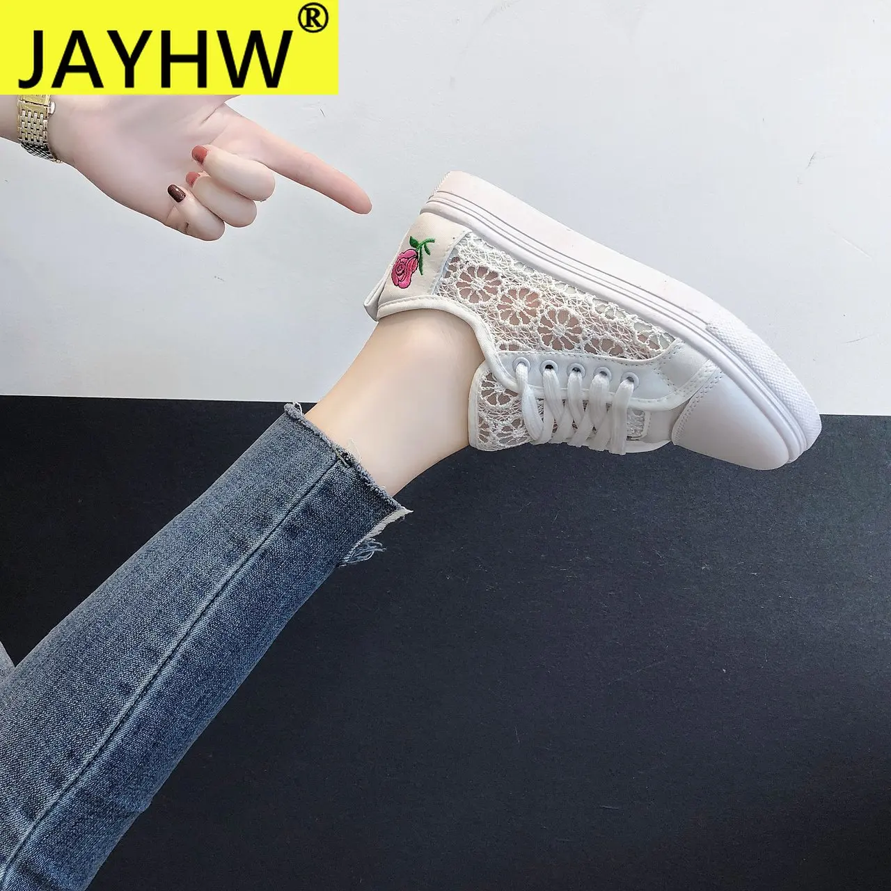JAYHW Summer 2021 New Women'S Mesh Breathable Casual Shoes White Lace Rose Fashion Comfortable Sports Shoes For Female
JAYHW Summer 2021 New Women'S Mesh Breathable Casual Shoes White Lace Rose Fashion Comfortable Sports Shoes For Female