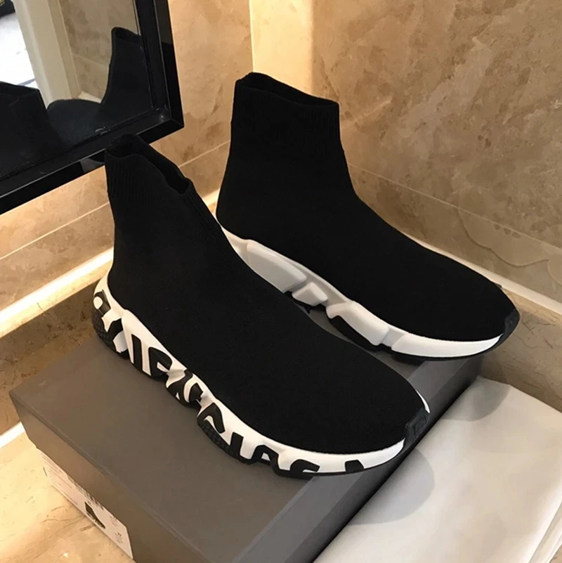 Женские кроссовки без шнуровки, удобная повседневная обувь на плоской подошве с вулканизированной подошвой, большие размеры, лето 2020 
Женские кроссовки без шнуровки, удобная повседневная обувь на плоской подошве с вулканизированной подошвой, большие размеры, лето 2020