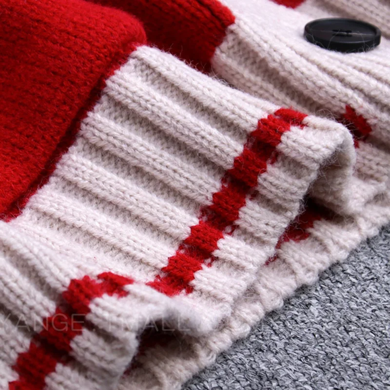 Spring New Strawberry Embroidery Female Cardigan Sweater Mid-Long Harajuku Loose V Neck Knitshirt Sweater Coat For Women
Spring New Strawberry Embroidery Female Cardigan Sweater Mid-Long Harajuku Loose V Neck Knitshirt Sweater Coat For Women