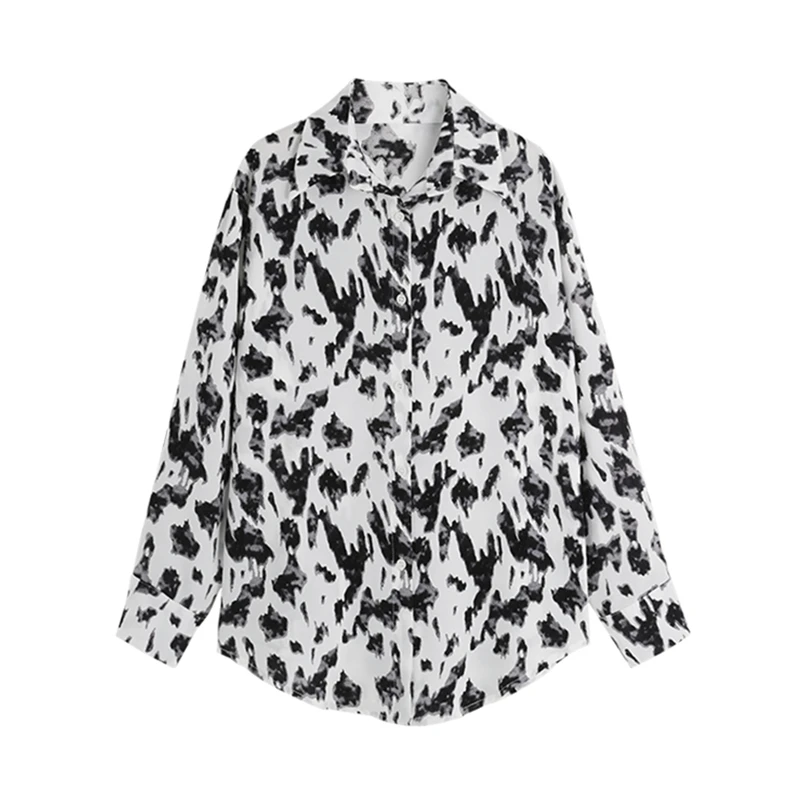 2021 Korean Spring Women Fashion Vintage Loose Blouse Elegant Office Lady Leopard Print Turn-down Collar Button Top Shirts
2021 Korean Spring Women Fashion Vintage Loose Blouse Elegant Office Lady Leopard Print Turn-down Collar Button Top Shirts
