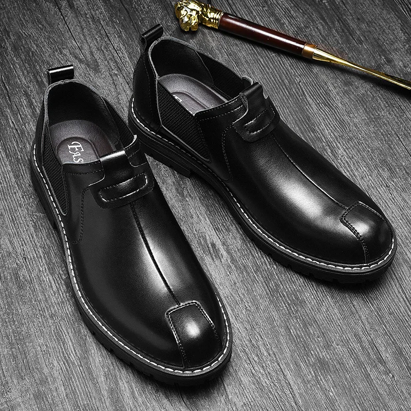 New Arrival Retro Bullock Design Men Classic Business Formal Shoes Pointed Toe leather shoes Men Oxford Dress Shoes Fad new wed
New Arrival Retro Bullock Design Men Classic Business Formal Shoes Pointed Toe leather shoes Men Oxford Dress Shoes Fad new wed