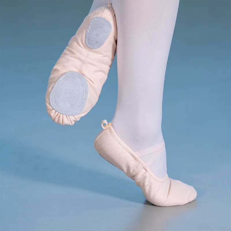 2021 New Professional Ballet Dance Shoes Girl Yoga Shoes Child and Adult Ballet Pointe Dance Shoes Woman Zapatos Mujer Sneakers
2021 New Professional Ballet Dance Shoes Girl Yoga Shoes Child and Adult Ballet Pointe Dance Shoes Woman Zapatos Mujer Sneakers
