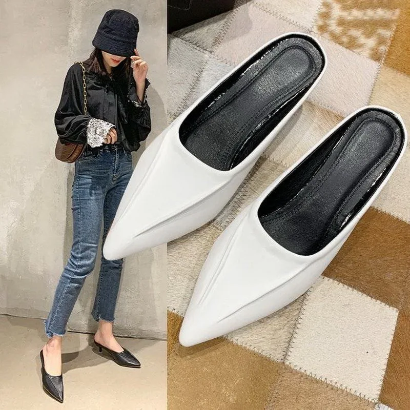 Korea Style Fashion Slippers Woman Mid Heel Outdoor Wearing Pointed Toe Women Slides Summer Shoes Slip on For Female Black White
Korea Style Fashion Slippers Woman Mid Heel Outdoor Wearing Pointed Toe Women Slides Summer Shoes Slip on For Female Black White