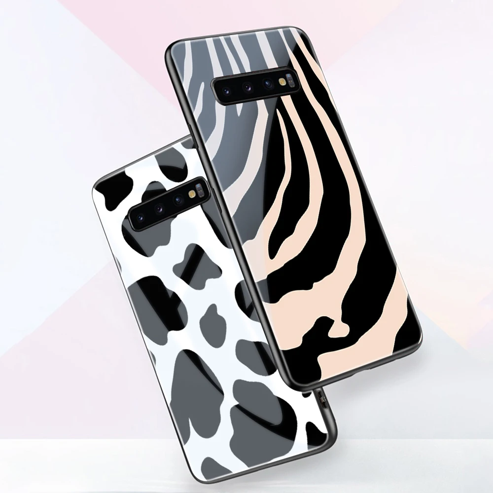 Vogue Stripe Case For Samsung Galaxy S21 S10 S9 S8 S10e S20 FE Ultra A51 A71 A50 21S A70 Note 20 10 9 8 Plus Tempered Glass Back
Vogue Stripe Case For Samsung Galaxy S21 S10 S9 S8 S10e S20 FE Ultra A51 A71 A50 21S A70 Note 20 10 9 8 Plus Tempered Glass Back