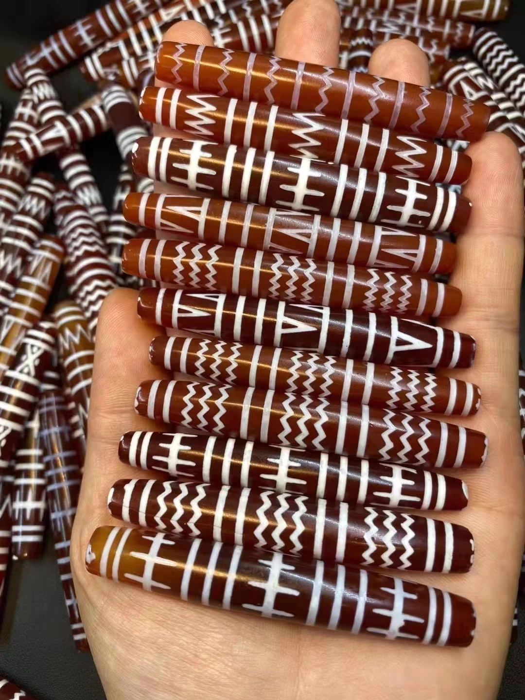 5Pcs/Lot Natural Agate Dzi Beads Flesh Red Bucket Beads Melon Lengthen Horse Eyes Multi Totem Loose Jewelry Accessories DIY
5Pcs/Lot Natural Agate Dzi Beads Flesh Red Bucket Beads Melon Lengthen Horse Eyes Multi Totem Loose Jewelry Accessories DIY