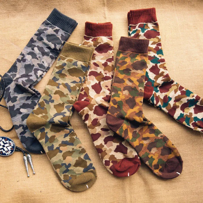 1 pairs Harajuku Sen Department retro tube socks high quality men in camouflage skateboard street fight color Tide socks meias
1 pairs Harajuku Sen Department retro tube socks high quality men in camouflage skateboard street fight color Tide socks meias