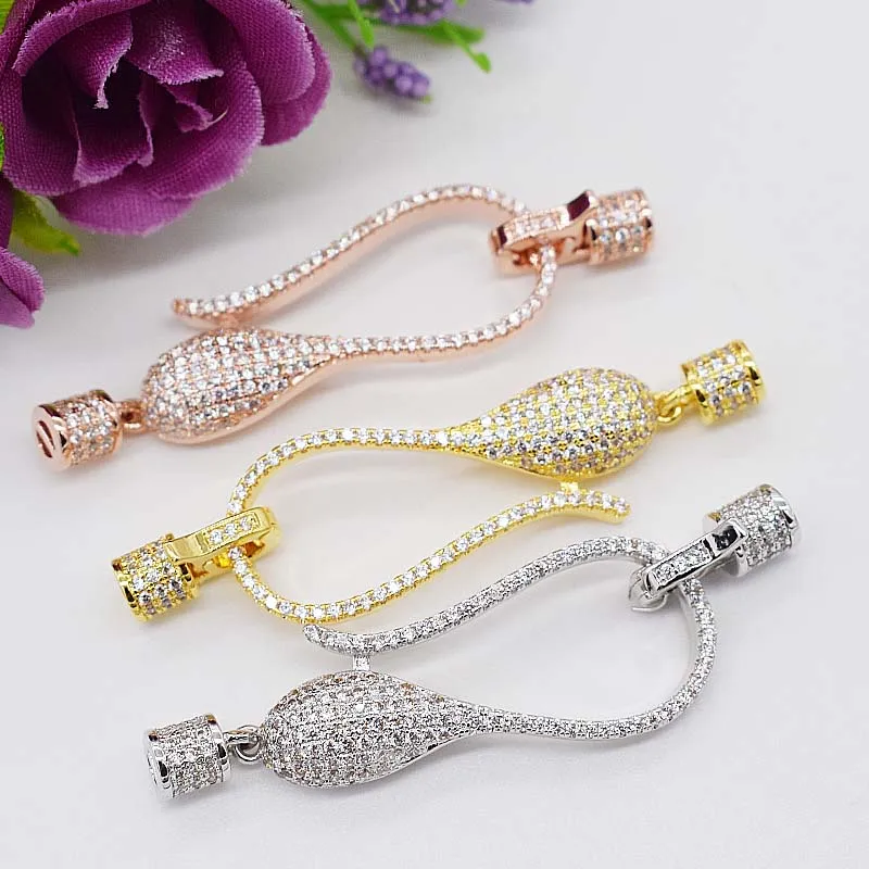 2pcs/lot 13.6X50mmWomen's High Quality Golden plated pearl necklace clasp, love bracelet clasp, necklace bracelet clasp with CZ.
2pcs/lot 13.6X50mmWomen's High Quality Golden plated pearl necklace clasp, love bracelet clasp, necklace bracelet clasp with CZ.