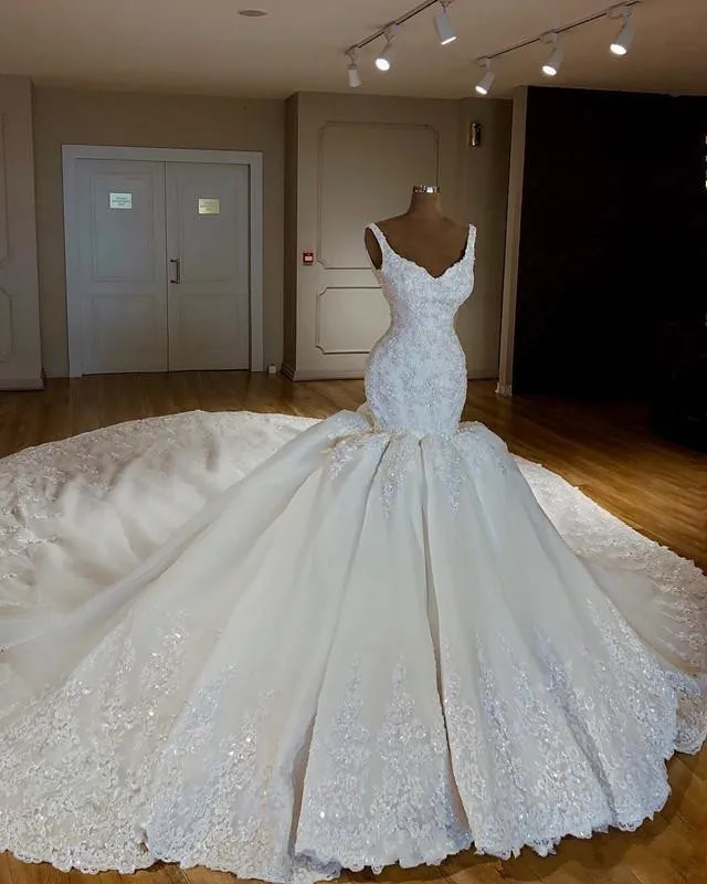 Luxurious Applique Sequins Lace Mermaid Wedding Dresses Plus Size Ruffle Chaple Train Bridal Gowns Wedding Dress Robe de
Luxurious Applique Sequins Lace Mermaid Wedding Dresses Plus Size Ruffle Chaple Train Bridal Gowns Wedding Dress Robe de
