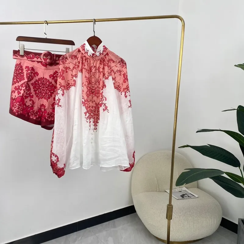 High Quality Summer Women Fashion Red Floral Print Long Sleeve Single Breasted Tops Shorts Set With Sashes 
High Quality Summer Women Fashion Red Floral Print Long Sleeve Single Breasted Tops Shorts Set With Sashes
