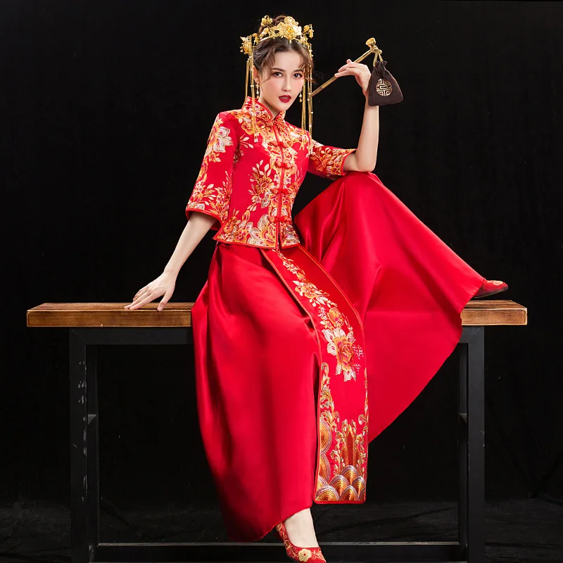 

Свадебное платье в китайском стиле для невесты, цветочный Чонсам с вышивкой, Свадебный комплект в Сучжоу, Восточный Костюм, потрясающая оде...