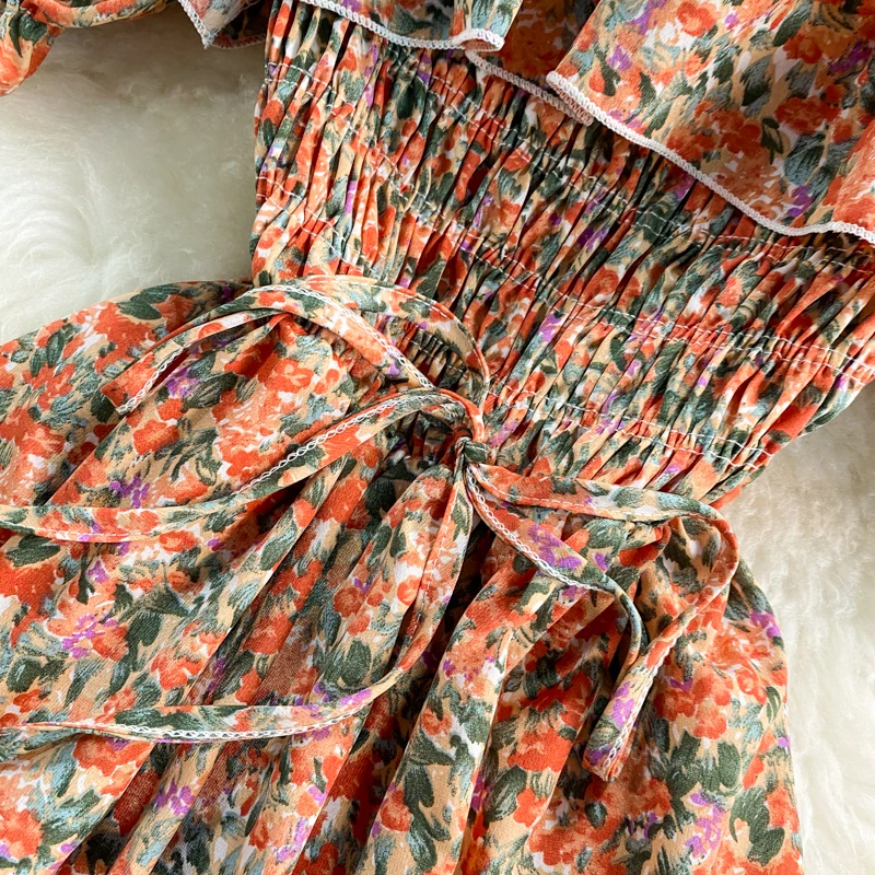 Women's Summer Floral Dress 2021 New French Sweet Puff Sleeve Print Short Dress Square Collar Pleated A-line Vintage Beach Dress
Women's Summer Floral Dress 2021 New French Sweet Puff Sleeve Print Short Dress Square Collar Pleated A-line Vintage Beach Dress