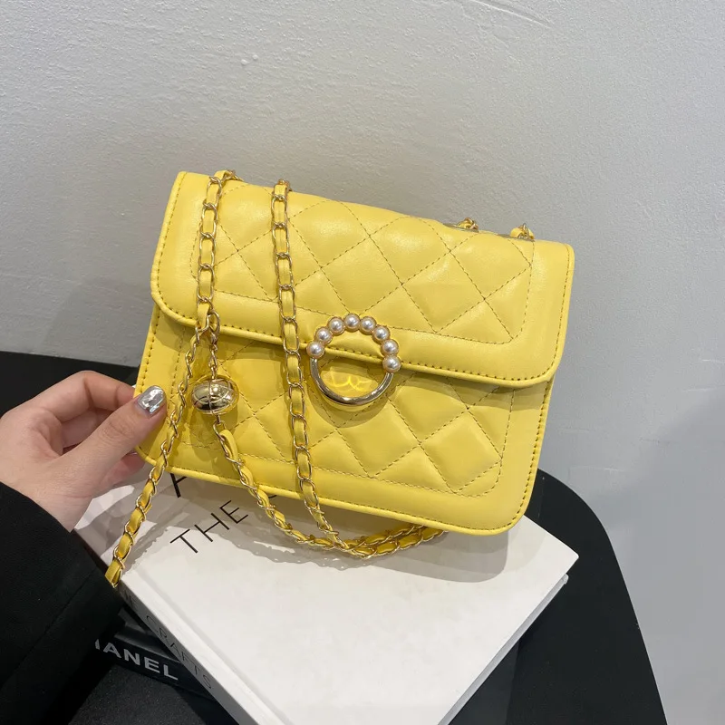 Женская сумка, модная новая стильная женская маленькая квадратная сумка с жемчугом, женская сумка-мессенджер на одно плечо с цепочкой
Женская сумка, модная новая стильная женская маленькая квадратная сумка с жемчугом, женская сумка-мессенджер на одно плечо с цепочкой