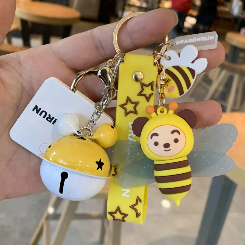 Little bee keychain pendant men's and women's bag decorated cartoon cute doll student ins tide doll 
Little bee keychain pendant men's and women's bag decorated cartoon cute doll student ins tide doll