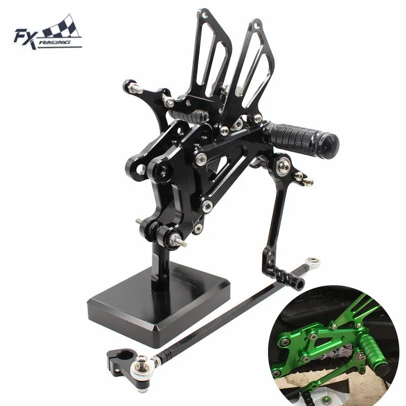 CNC Алюминиевые мотоциклетные подножки для ног педали для ног Rearset для Yamaha YZF R125 YZFR 125 2008-2013 2009 2010 2011
CNC Алюминиевые мотоциклетные подножки для ног педали для ног Rearset для Yamaha YZF R125 YZFR 125 2008-2013 2009 2010 2011