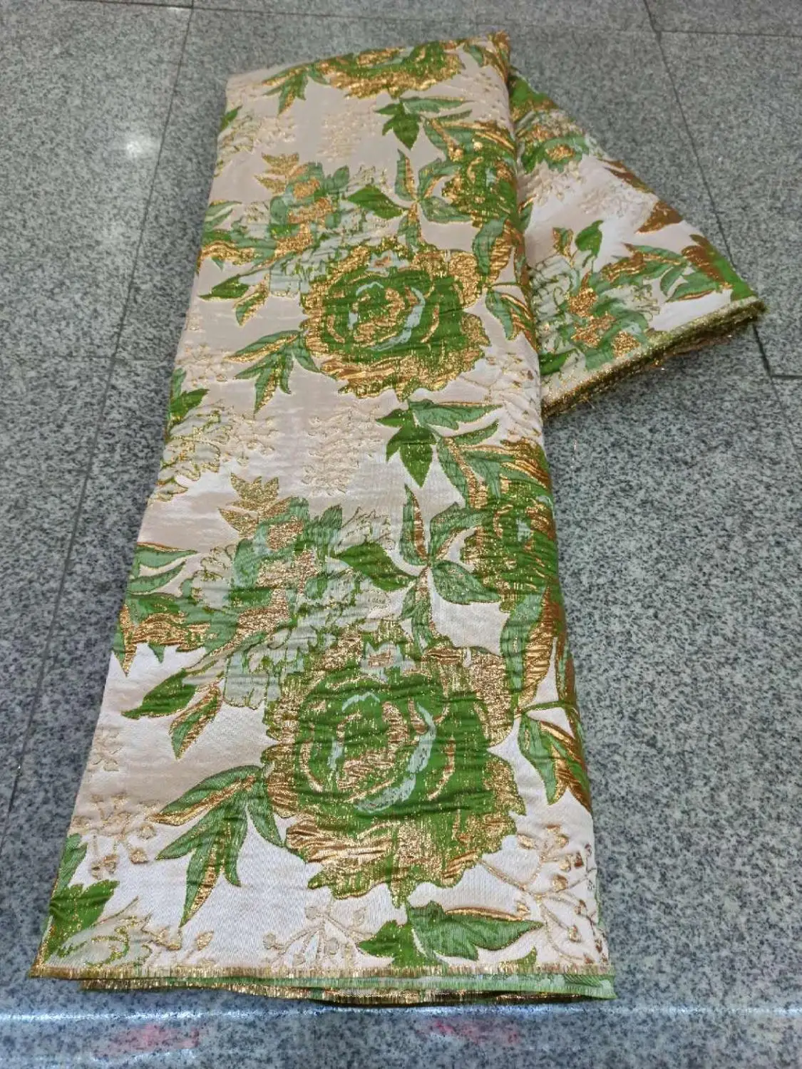 Green African Lace Fabric High Quality Brocade Lace Fabric Embroidery Nigerian Lace Fabric For Dress French Mesh Lace Fabric H10
Green African Lace Fabric High Quality Brocade Lace Fabric Embroidery Nigerian Lace Fabric For Dress French Mesh Lace Fabric H10