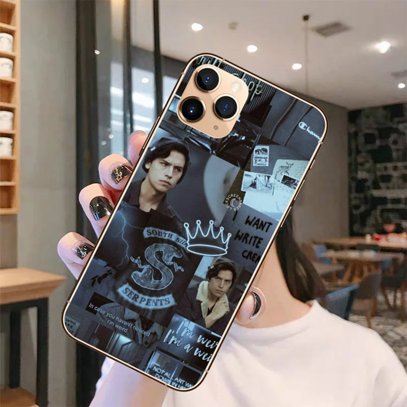 American TV Riverdale series Cole SProuse Coque mobile phone case is suitable for iPhone 12 11 Pro 8 7 6 6S Plus X XS MAX 10 XR
American TV Riverdale series Cole SProuse Coque mobile phone case is suitable for iPhone 12 11 Pro 8 7 6 6S Plus X XS MAX 10 XR