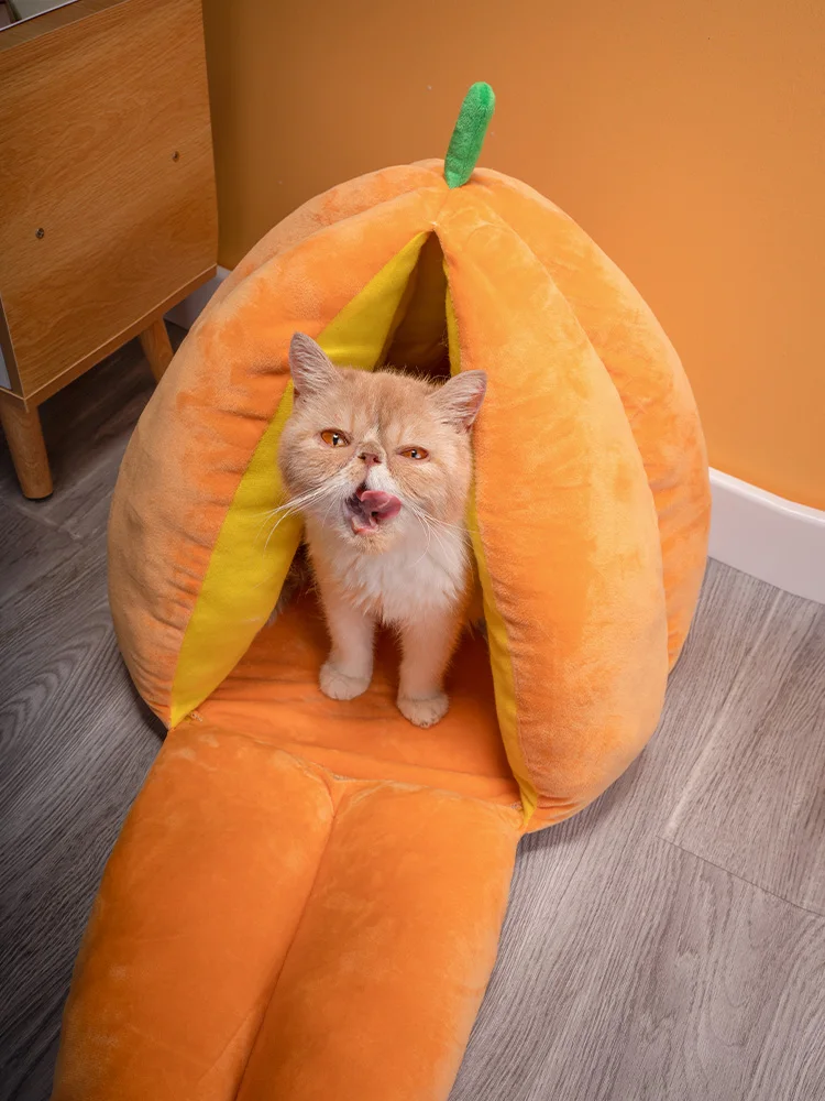 Pet dog cat bed soft cute pumpkin cat's nest four cat closed cat villa cat house dog's nest pet products keep warm in winter 
Pet dog cat bed soft cute pumpkin cat's nest four cat closed cat villa cat house dog's nest pet products keep warm in winter
