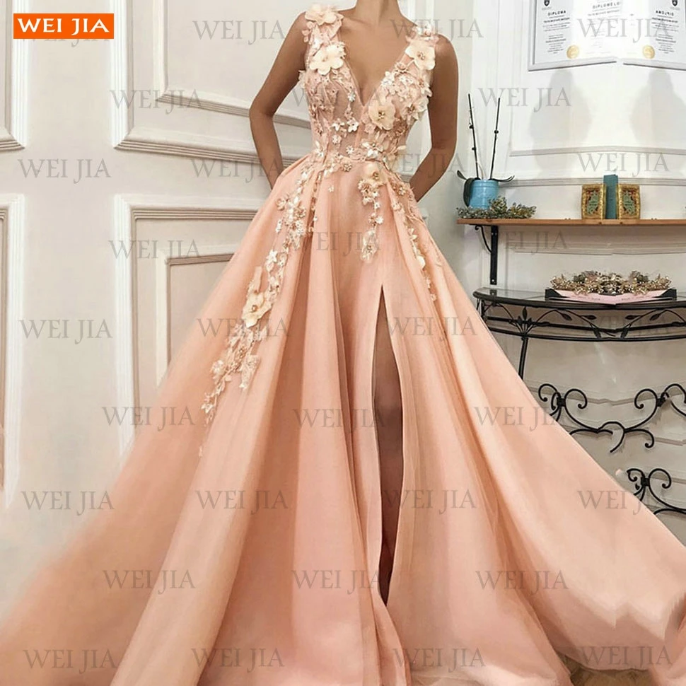 Розовое Длинные платья для выпускного бала с V-образным вырезом Vestidos De Fiesta Largos Elegantes De Gala боковое официальное платье из тюли с 3D цветами для в...
Розовое Длинные платья для выпускного бала с V-образным вырезом Vestidos De Fiesta Largos Elegantes De Gala боковое официальное платье из тюли с 3D цветами для в...