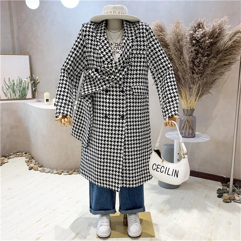 New Women's Clothing 2021 Autumn Coat Mid-length Waist Double-breasted Retro Coat
New Women's Clothing 2021 Autumn Coat Mid-length Waist Double-breasted Retro Coat