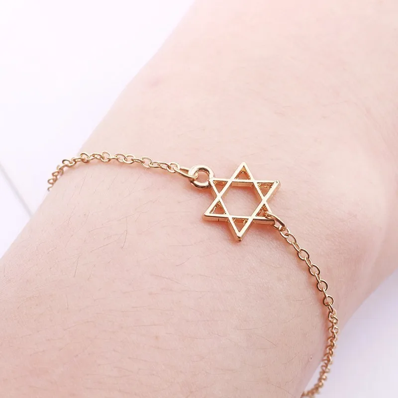 Minimalist Six-pointed Stars Pendant Bracelets For Women Girls Jewish Religious Symbol Of David Bangles Female Jewelry Gift
Minimalist Six-pointed Stars Pendant Bracelets For Women Girls Jewish Religious Symbol Of David Bangles Female Jewelry Gift