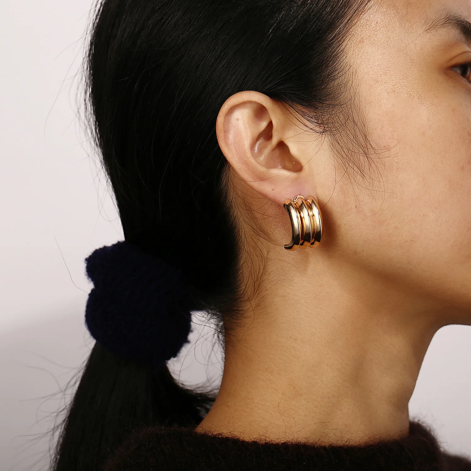 2021 Fashion New Red Rose Petals/C-Shaped Circle Metal Punk Personality Round Ladies Earrings Brincos Jewelry Exquisite Gift
2021 Fashion New Red Rose Petals/C-Shaped Circle Metal Punk Personality Round Ladies Earrings Brincos Jewelry Exquisite Gift