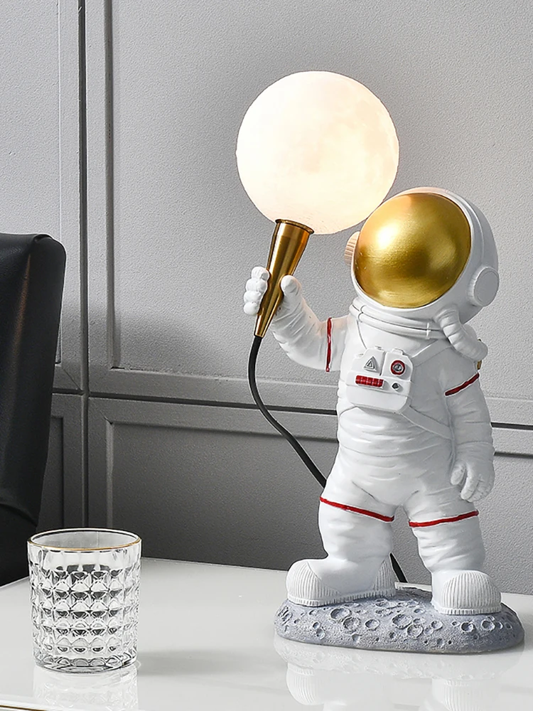 Astronaut Boy Moon Planet Exploration Bedroom Cartoon Children's Room Bedside Table Lamp Creative Desk Lights Decoration Gift
Astronaut Boy Moon Planet Exploration Bedroom Cartoon Children's Room Bedside Table Lamp Creative Desk Lights Decoration Gift