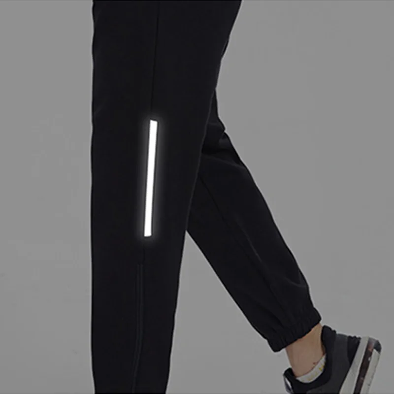 Brand Sports Running Training Pants Men Reflective Strip Thicken Autumn Winter Fitness Jogging Workout Sweatpants Foot Mouth Zip
Brand Sports Running Training Pants Men Reflective Strip Thicken Autumn Winter Fitness Jogging Workout Sweatpants Foot Mouth Zip