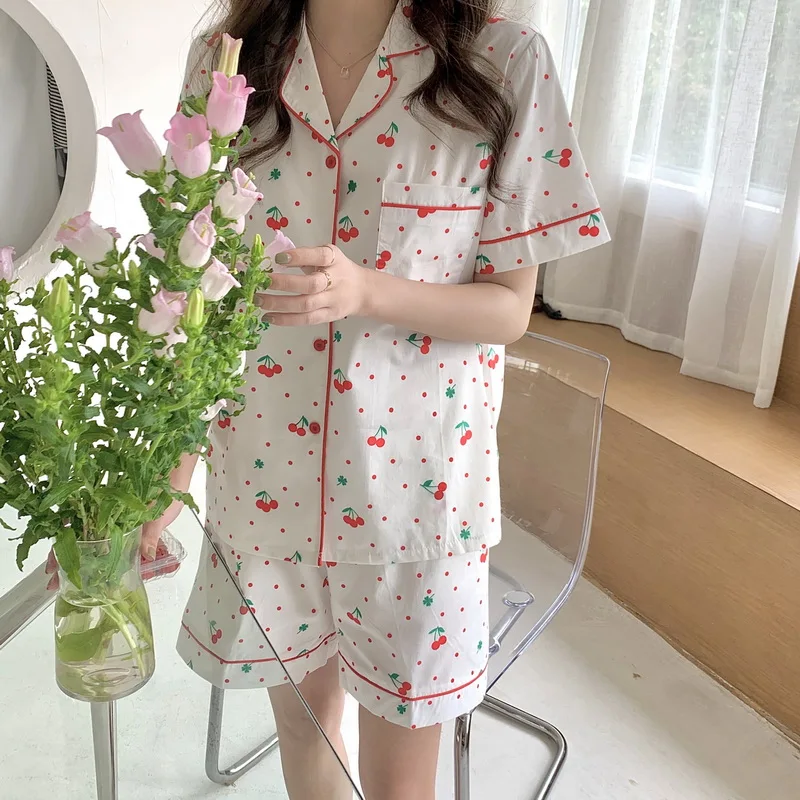 CBAFU women sleepwear home clothes white cherry polka dot print summer pajama set girls single breasted tops+shorts 2 pcs N025
CBAFU women sleepwear home clothes white cherry polka dot print summer pajama set girls single breasted tops+shorts 2 pcs N025
