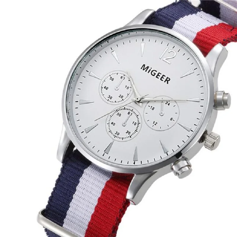 Luxury Women Man Canvas Strap Analog Wrist Watches Fashion Unisex Digital Dial Quartz Bracelet Watch
Luxury Women Man Canvas Strap Analog Wrist Watches Fashion Unisex Digital Dial Quartz Bracelet Watch