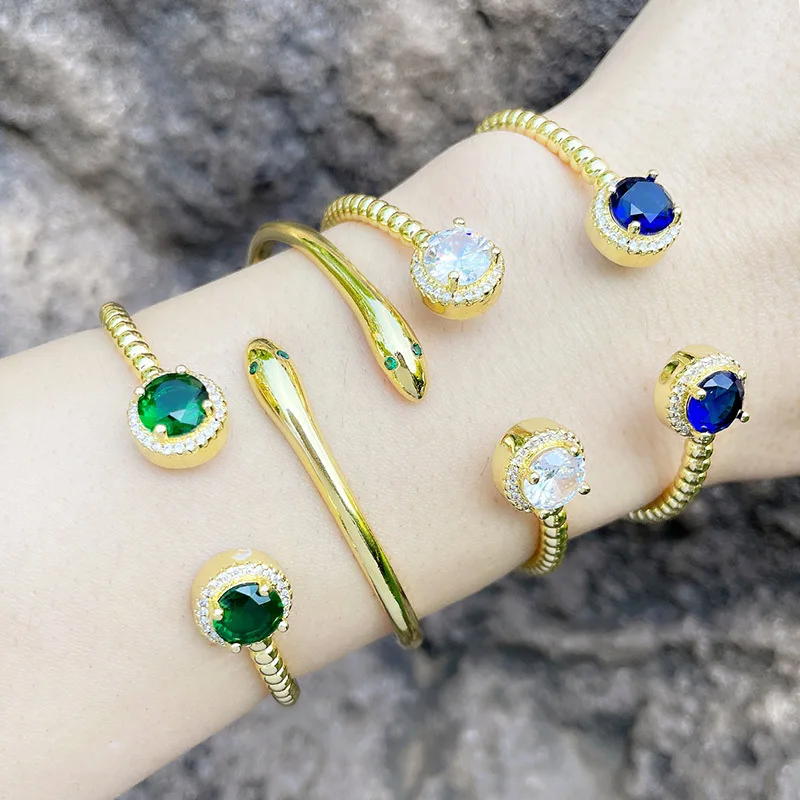 Hot LINKS CHAIN New Exquisite Snake Leopard Zircon Charm Bracelet Female Bangle Handmade Fashion Jewelry B61
Hot LINKS CHAIN New Exquisite Snake Leopard Zircon Charm Bracelet Female Bangle Handmade Fashion Jewelry B61