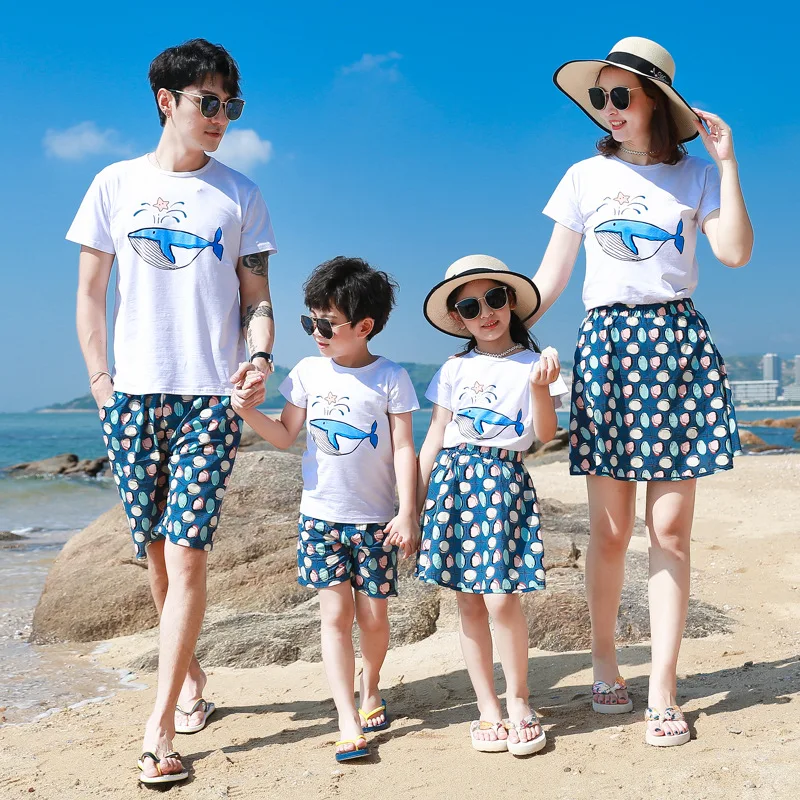 Couple Clothes Women Men set clothes mommy and me matching clothes white t-shirt+Dot skirt family look outfits Family Matching
Couple Clothes Women Men set clothes mommy and me matching clothes white t-shirt+Dot skirt family look outfits Family Matching