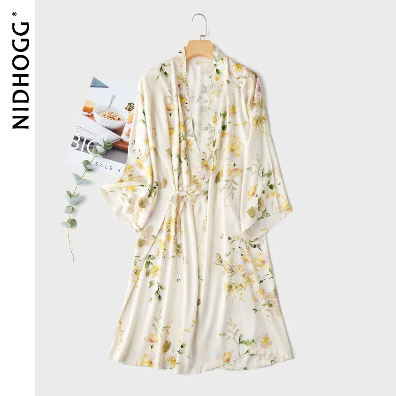 Women Summer Thin Satin Robes Trumpet Sleeves Printed Kimono Skirt Nightgown Ladies Sleepwear Home Bathrobe Loose Sleep Tops
Women Summer Thin Satin Robes Trumpet Sleeves Printed Kimono Skirt Nightgown Ladies Sleepwear Home Bathrobe Loose Sleep Tops