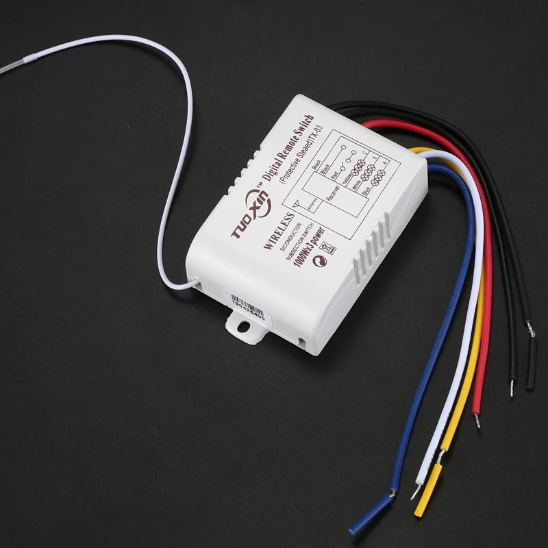 TUOXIN Wireless 3 Channel ON / OFF 220V lamp switch remote control wireless transceiver White
TUOXIN Wireless 3 Channel ON / OFF 220V lamp switch remote control wireless transceiver White