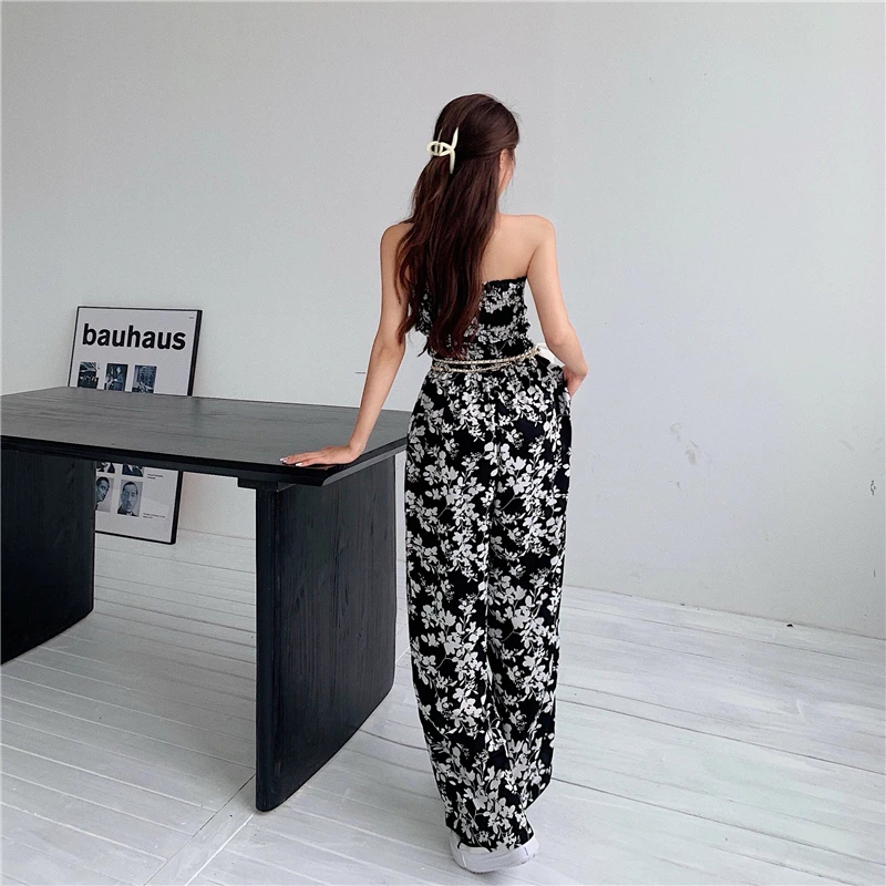 Beach Holiday Bohemian Flowers Sleeveless Backless Women's Clothing Summer Sexy Print High Waist Wide Leg Jumpsuits No Bag
Beach Holiday Bohemian Flowers Sleeveless Backless Women's Clothing Summer Sexy Print High Waist Wide Leg Jumpsuits No Bag