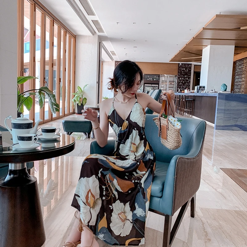 Summer Dress Women V-Neck Backless Spaghetti Strap Print Dress 2021 Sundress Beach Casual Holiday Dresses
Summer Dress Women V-Neck Backless Spaghetti Strap Print Dress 2021 Sundress Beach Casual Holiday Dresses