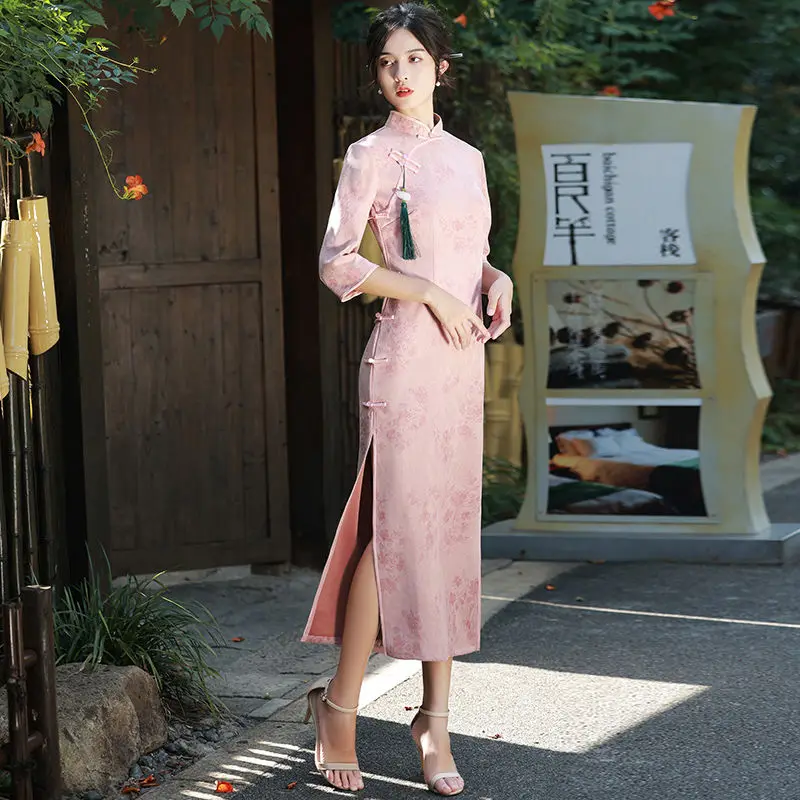 Female Qipao Mandarin Collar Pink Cheongsam Vestidso Elegant Chinese Dress Printed Flower Novelty Satin Evening Party Gown
Female Qipao Mandarin Collar Pink Cheongsam Vestidso Elegant Chinese Dress Printed Flower Novelty Satin Evening Party Gown