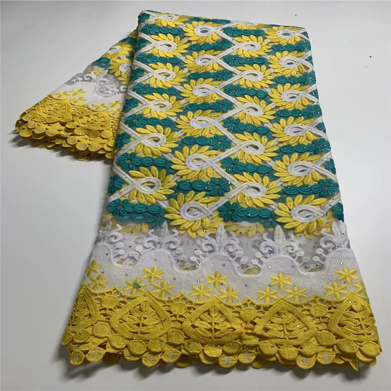 African Lace Fabric 2021 Embroidered French Cord Guipure Lace Fabric High Quality French Tulle Lace Fabric For Wedding Party
African Lace Fabric 2021 Embroidered French Cord Guipure Lace Fabric High Quality French Tulle Lace Fabric For Wedding Party
