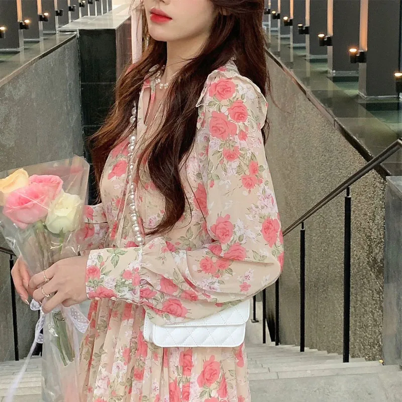 Женское платье с длинным рукавом и цветочным принтом, Элегантное повседневное платье миди, женское пляжное цельное платье, корейское летне...
Женское платье с длинным рукавом и цветочным принтом, Элегантное повседневное платье миди, женское пляжное цельное платье, корейское летне...