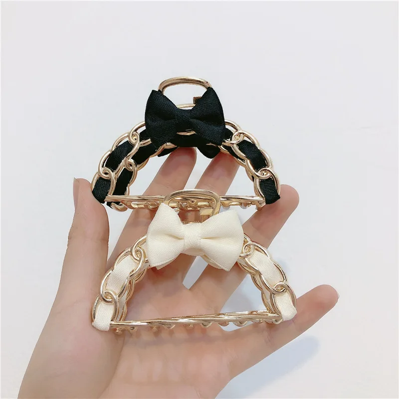 Bowknot Chain Hairpin Shark Clip New 2021 Metal Fashion Clip Hair Accessory for Women Bride Jewelry Hair Pins for Women
Bowknot Chain Hairpin Shark Clip New 2021 Metal Fashion Clip Hair Accessory for Women Bride Jewelry Hair Pins for Women