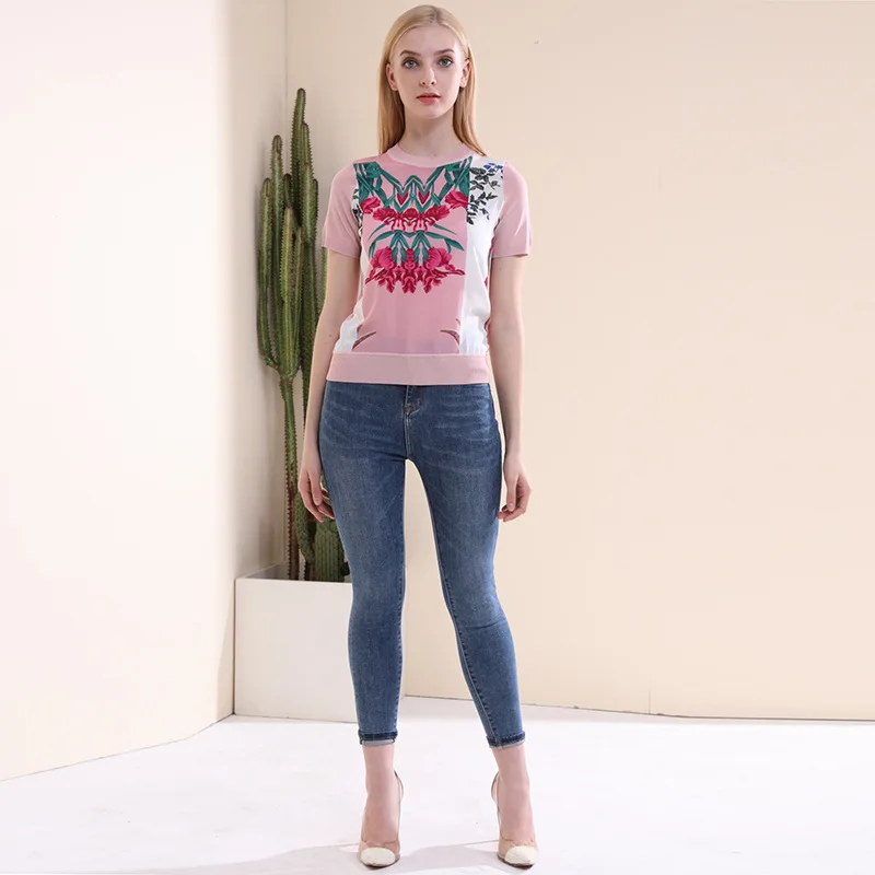 European and American Fashion Flower Women's Printed Wear Summer New Casual Patchwork Short Sleeve Straight Sweater
European and American Fashion Flower Women's Printed Wear Summer New Casual Patchwork Short Sleeve Straight Sweater