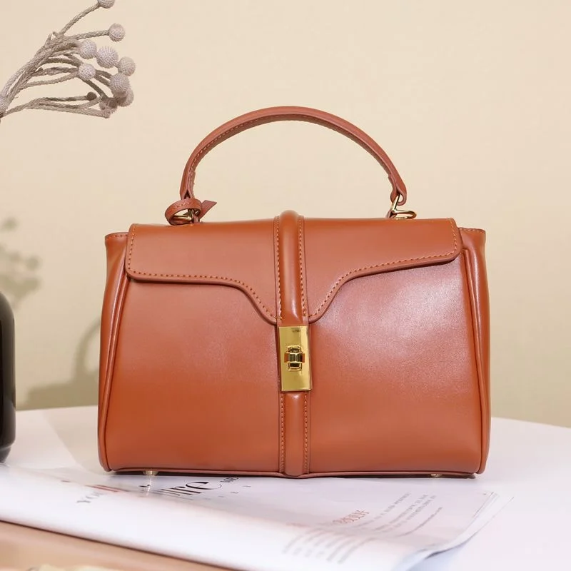 Женская кожаная сумка soft16, вместительная сумочка на одно плечо, мессенджер для работы и поездок на осень и зиму 
Женская кожаная сумка soft16, вместительная сумочка на одно плечо, мессенджер для работы и поездок на осень и зиму