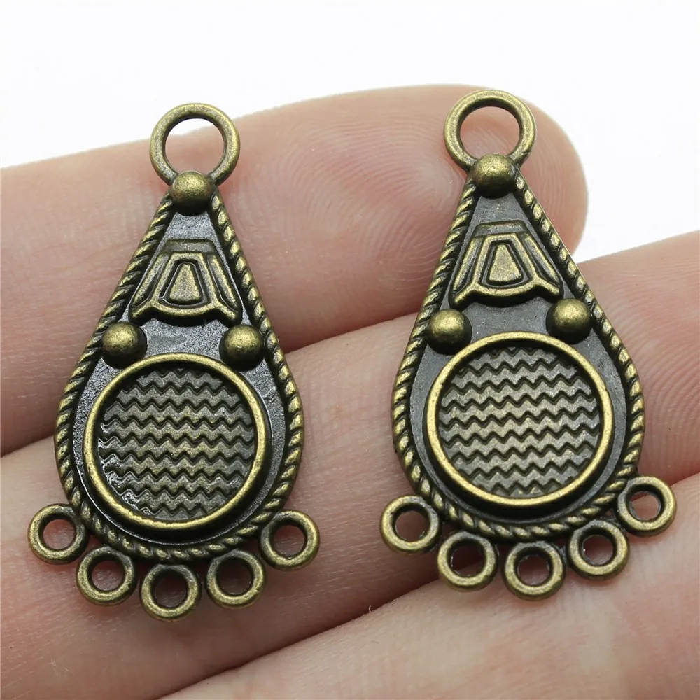 6pcs 35x19mm Charm Earrings Connector Fit 10mm Cabochon Earrings Connectors Teardrop Shaped Earrings Connector 
6pcs 35x19mm Charm Earrings Connector Fit 10mm Cabochon Earrings Connectors Teardrop Shaped Earrings Connector