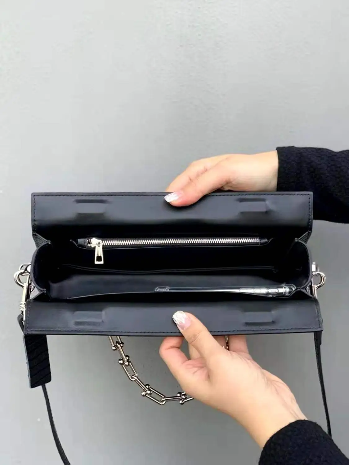 Lizard embossing chains bags real leather shell bags cow leather crossbody bags genuine Leather shoulder bag
Lizard embossing chains bags real leather shell bags cow leather crossbody bags genuine Leather shoulder bag